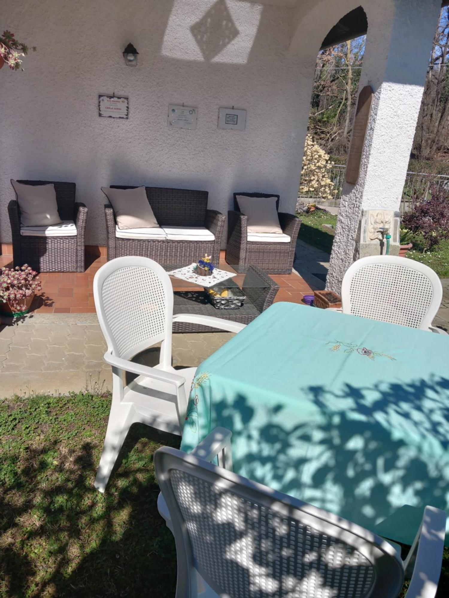 Il Laghetto Bed and Breakfast Torre Canavese Exteriör bild