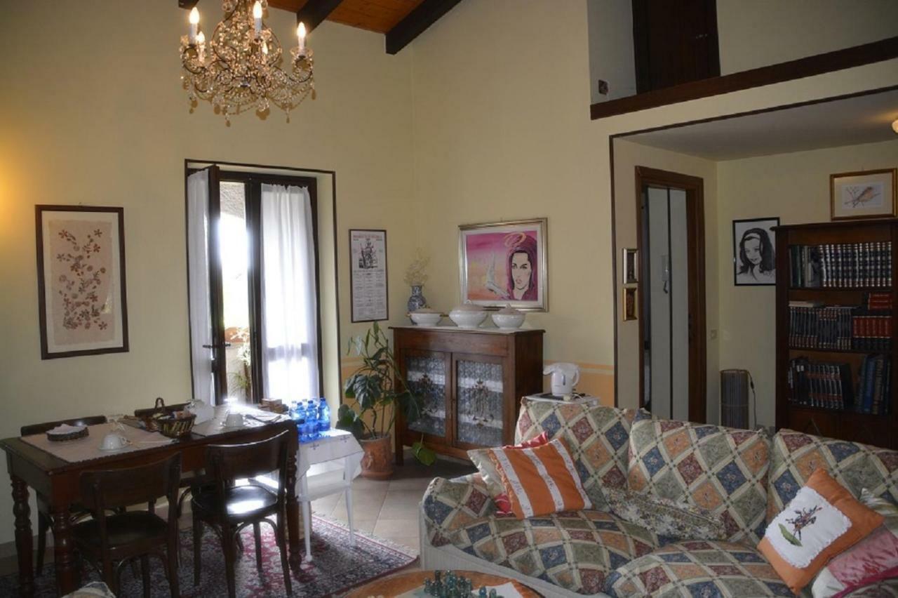 Il Laghetto Bed and Breakfast Torre Canavese Exteriör bild