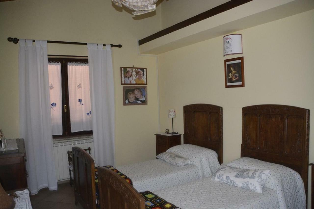 Il Laghetto Bed and Breakfast Torre Canavese Exteriör bild