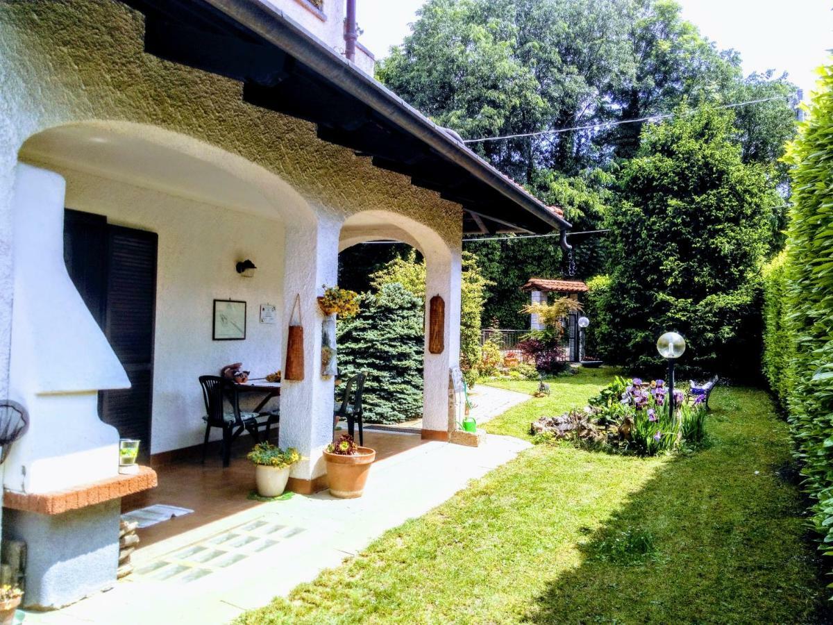 Il Laghetto Bed and Breakfast Torre Canavese Exteriör bild