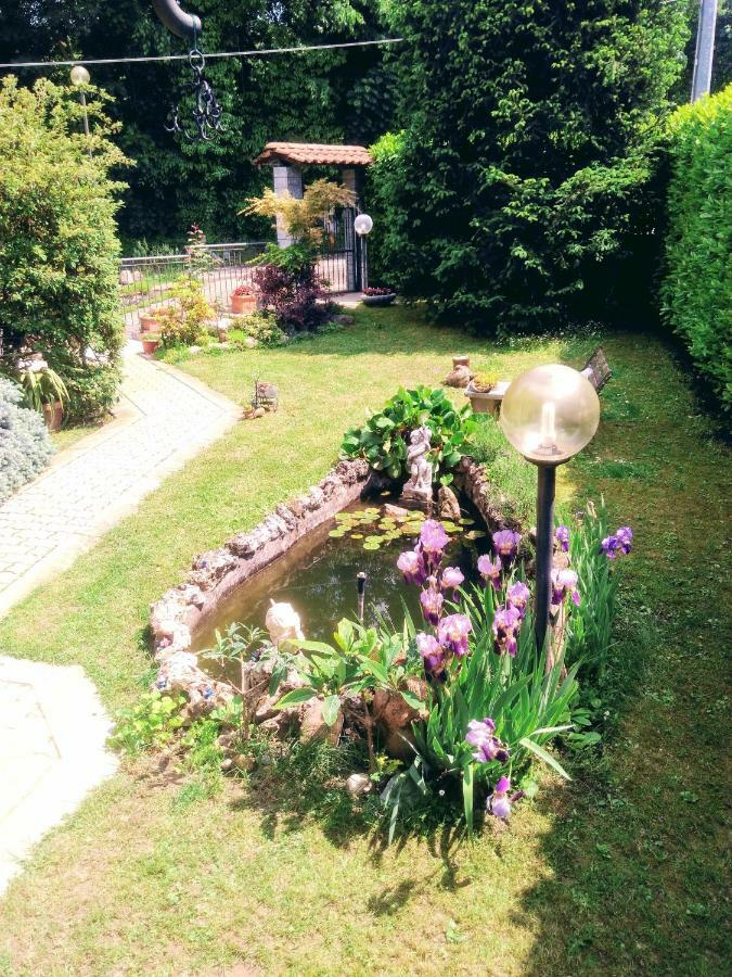 Il Laghetto Bed and Breakfast Torre Canavese Exteriör bild