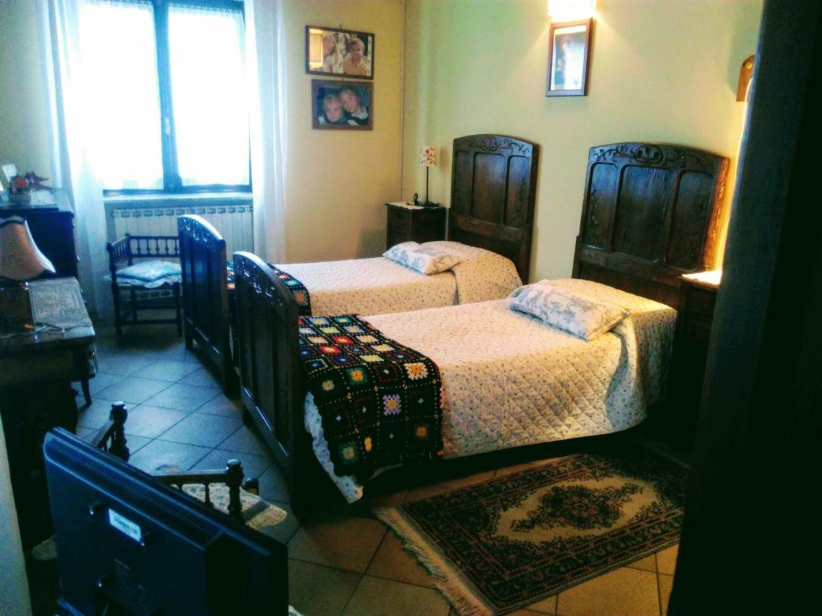Il Laghetto Bed and Breakfast Torre Canavese Exteriör bild